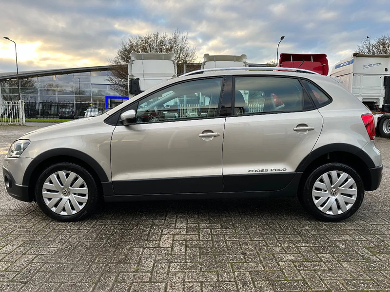 Volkswagen Polo 1.2 TSI CROSS + AUTOMATIC + 101.474 KM + APK/TUV - Αυτοκίνητο: φωτογραφία 2 Volkswagen Polo 1.2 TSI CROSS + AUTOMATIC + 101.474 KM + APK/TUV - Αυτοκίνητο: φωτογραφία 2