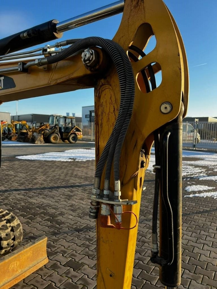 Μίνι εκσκαφέας CAT 302.7 DCR: φωτογραφία 9