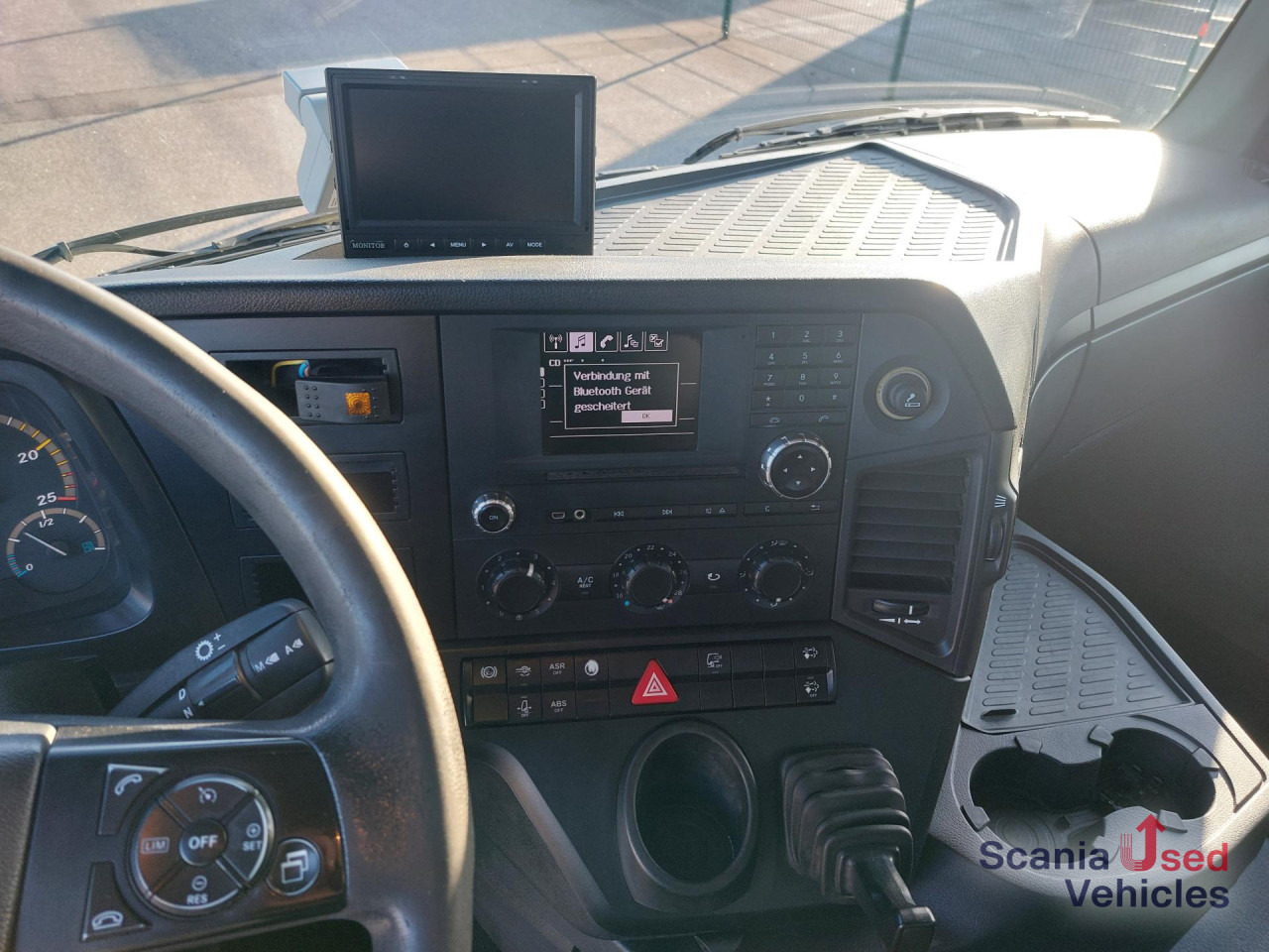 MERCEDES-BENZ Arocs 4142K Abroll Kipper HIAB XR26S51 / AP-Achsen - Φορτηγό ανατρεπόμενο: φωτογραφία 4 MERCEDES-BENZ Arocs 4142K Abroll Kipper HIAB XR26S51 / AP-Achsen - Φορτηγό ανατρεπόμενο: φωτογραφία 4