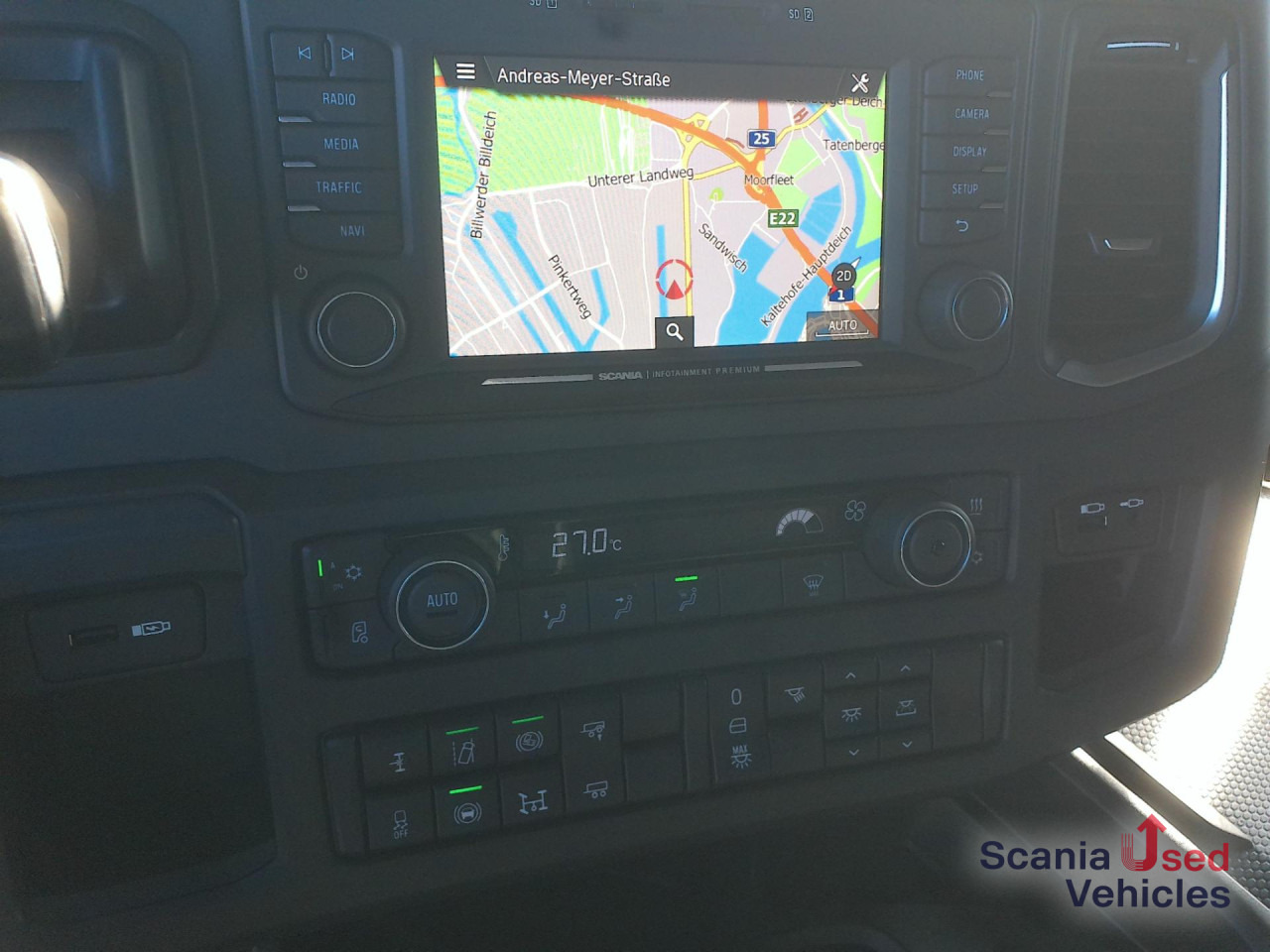 SCANIA R 460 A4x2NA SUPER NAVI DAB - Τράκτορας: φωτογραφία 2 SCANIA R 460 A4x2NA SUPER NAVI DAB - Τράκτορας: φωτογραφία 2