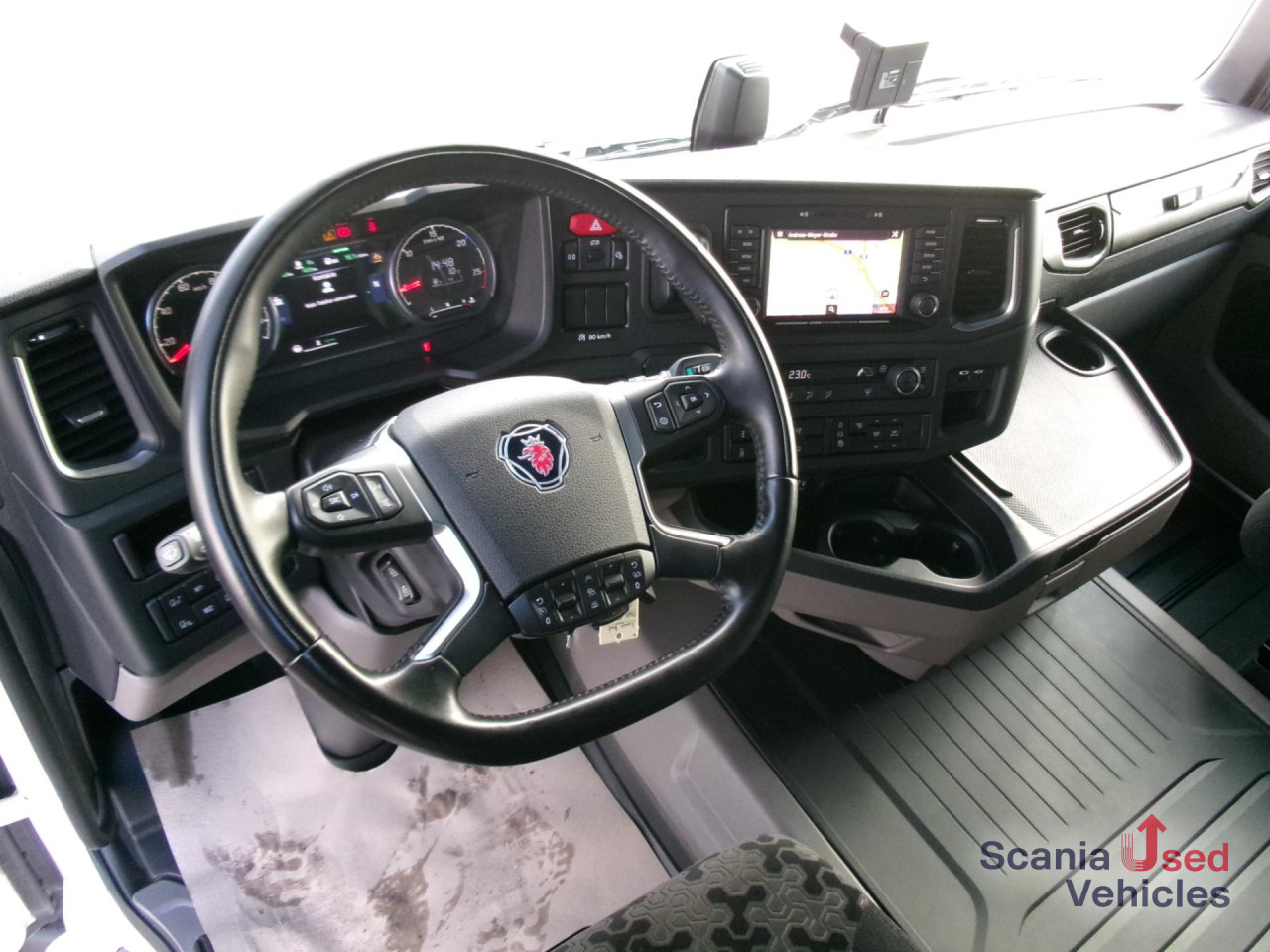 SCANIA R 460 A4x2NA SUPER NAVI Standklima DAB - Τράκτορας: φωτογραφία 2 SCANIA R 460 A4x2NA SUPER NAVI Standklima DAB - Τράκτορας: φωτογραφία 2