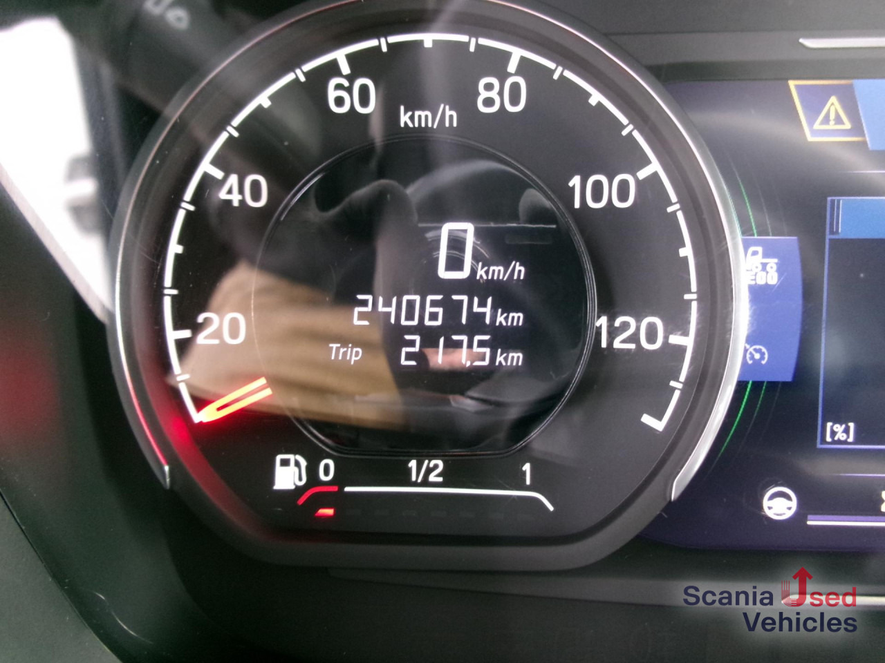 SCANIA R 460 A4x2NA SUPER NAVI Standklima DAB - Τράκτορας: φωτογραφία 2 SCANIA R 460 A4x2NA SUPER NAVI Standklima DAB - Τράκτορας: φωτογραφία 2