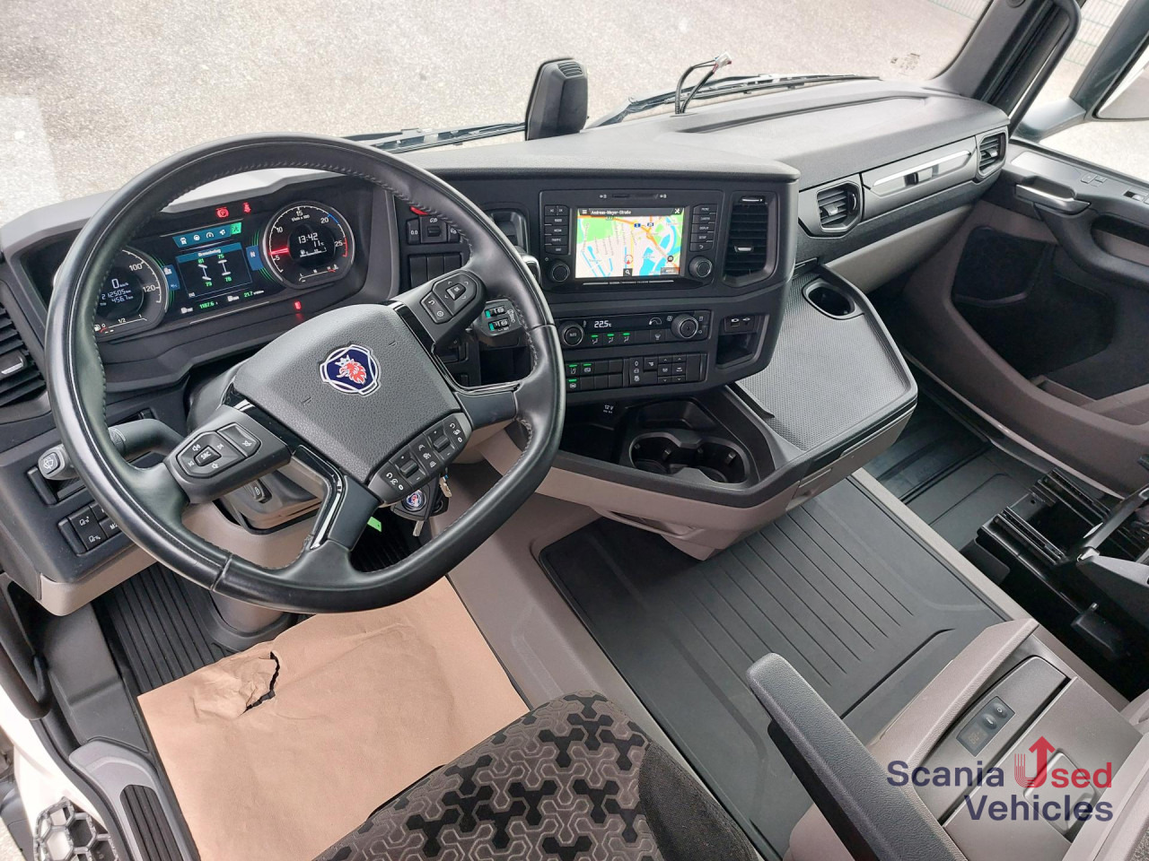 SCANIA R 460 A4x2NA, SUPER, Navi, Standklima - Τράκτορας: φωτογραφία 3 SCANIA R 460 A4x2NA, SUPER, Navi, Standklima - Τράκτορας: φωτογραφία 3