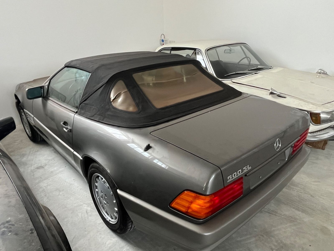 Mercedes-Benz SL 500 Deutsches Farhzeug aus 1. Hand ca. 60Tkm - Αυτοκίνητο: φωτογραφία 3 Mercedes-Benz SL 500 Deutsches Farhzeug aus 1. Hand ca. 60Tkm - Αυτοκίνητο: φωτογραφία 3