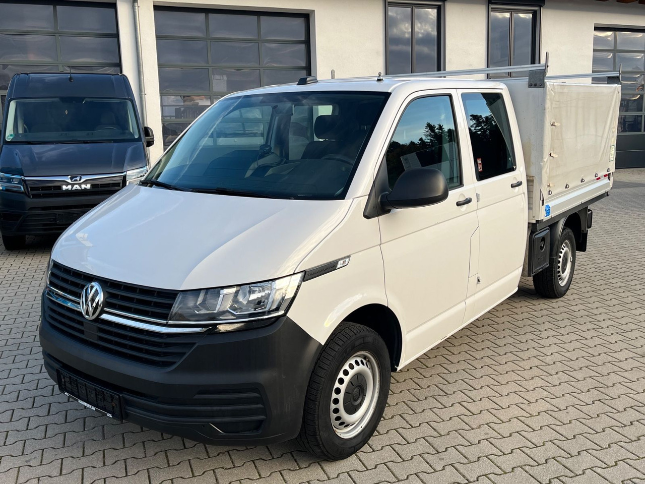 Volkswagen T6.1 DOKA Pritsche 4x4 Sperre Standheizung - Επαγγελματικό αυτοκίνητο με μουσαμά, Διπλοκάμπινο ελαφρύ επαγγελματικό: φωτογραφία 1 Volkswagen T6.1 DOKA Pritsche 4x4 Sperre Standheizung - Επαγγελματικό αυτοκίνητο με μουσαμά, Διπλοκάμπινο ελαφρύ επαγγελματικό: φωτογραφία 1