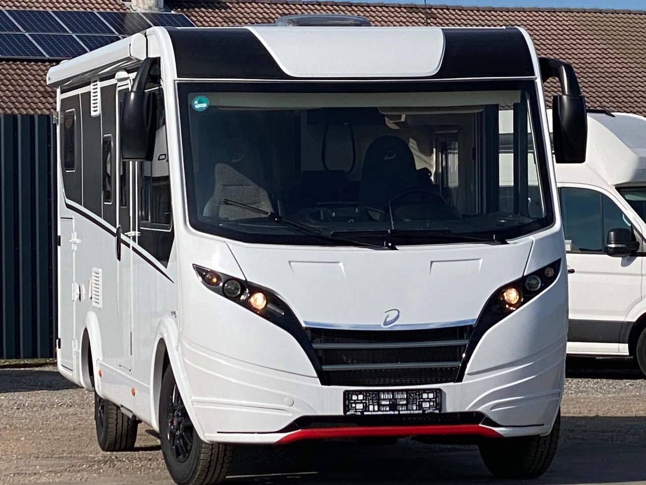 Dethleffs Globebus I 6,Ländbetten, Hubbett,4 personen - Ενιαίο αυτοκινούμενο: φωτογραφία 1 Dethleffs Globebus I 6,Ländbetten, Hubbett,4 personen - Ενιαίο αυτοκινούμενο: φωτογραφία 1