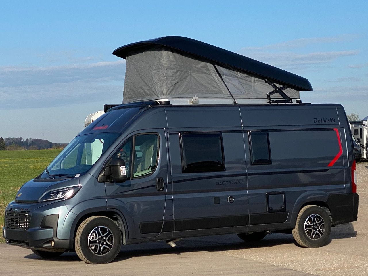 Dethleffs Globetrail 600 DK *2025*Automatik,Aufstelldach - Αυτοκινούμενο βαν: φωτογραφία 2 Dethleffs Globetrail 600 DK *2025*Automatik,Aufstelldach - Αυτοκινούμενο βαν: φωτογραφία 2