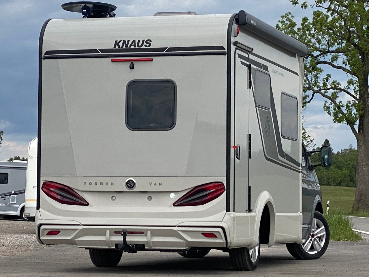 Knaus Tourer Van 500 LT, slide Bett, 4 P. Zulassung - Ημιενιαίο αυτοκινούμενο: φωτογραφία 5 Knaus Tourer Van 500 LT, slide Bett, 4 P. Zulassung - Ημιενιαίο αυτοκινούμενο: φωτογραφία 5