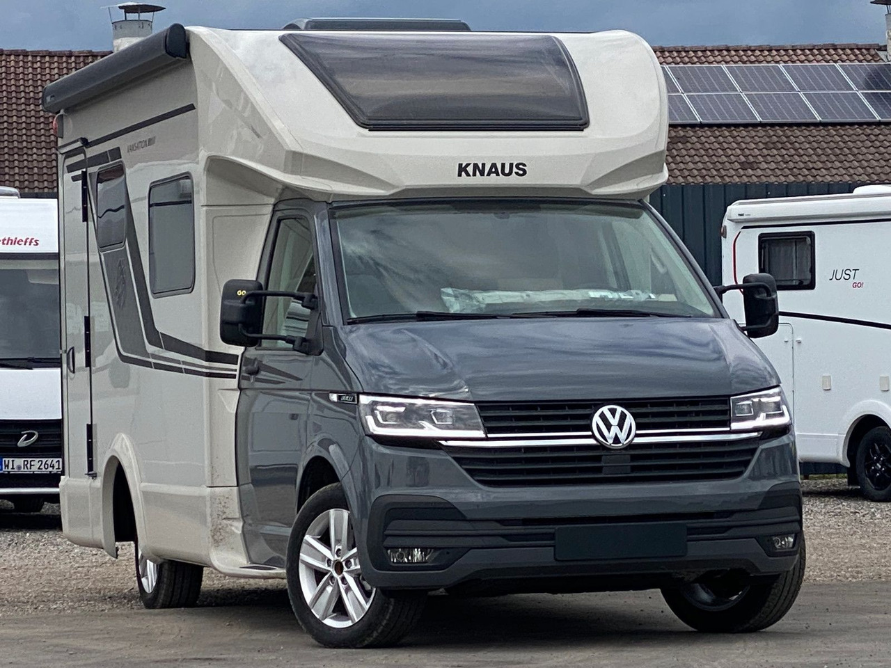 Knaus Tourer Van 500 LT, slide Bett, 4 P. Zulassung - Ημιενιαίο αυτοκινούμενο: φωτογραφία 3 Knaus Tourer Van 500 LT, slide Bett, 4 P. Zulassung - Ημιενιαίο αυτοκινούμενο: φωτογραφία 3