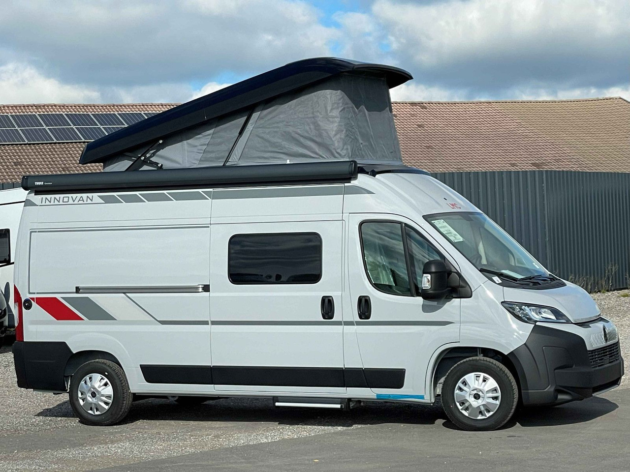 LMC INNOVAN 600 ,ASD, Aufstelldach,26 Modell,Navi - Αυτοκινούμενο βαν: φωτογραφία 4 LMC INNOVAN 600 ,ASD, Aufstelldach,26 Modell,Navi - Αυτοκινούμενο βαν: φωτογραφία 4