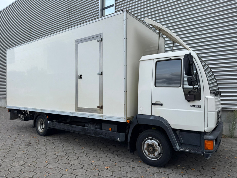 MAN 8.163 / Tail Lift / Manual / 3 Seats / Belgium Truck - Φορτηγό κόφα: φωτογραφία 2 MAN 8.163 / Tail Lift / Manual / 3 Seats / Belgium Truck - Φορτηγό κόφα: φωτογραφία 2