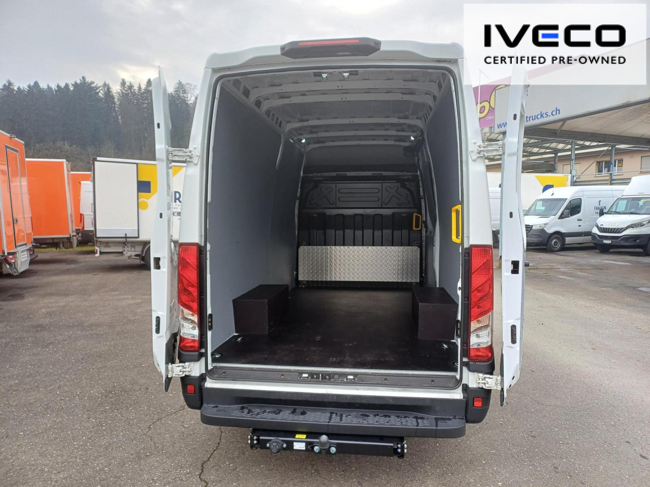 Βαν IVECO Daily 35S14NA8V CNG Euro6 Klima AHK ZV: φωτογραφία 12 Βαν IVECO Daily 35S14NA8V CNG Euro6 Klima AHK ZV: φωτογραφία 12