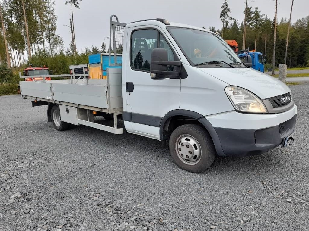 Iveco Daily 40 C18 automat - Μικρό φορτηγό με καρότσα: φωτογραφία 3 Iveco Daily 40 C18 automat - Μικρό φορτηγό με καρότσα: φωτογραφία 3