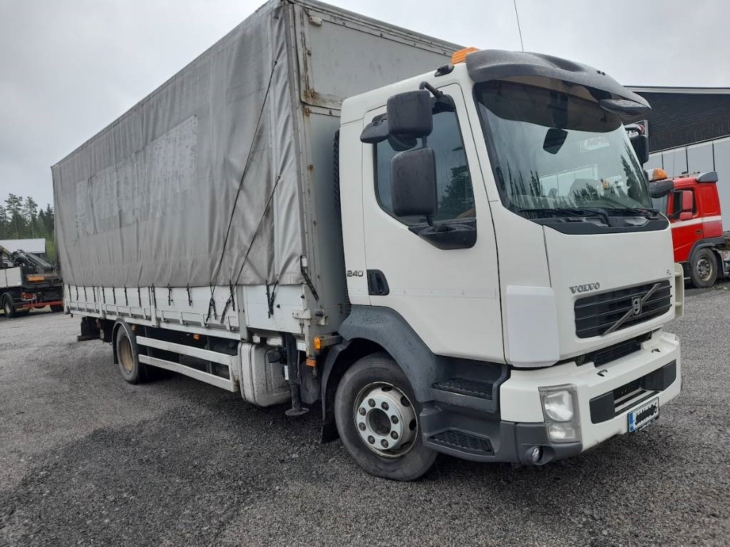 Volvo FL 240 - Φορτηγό με γερανό: φωτογραφία 4 Volvo FL 240 - Φορτηγό με γερανό: φωτογραφία 4