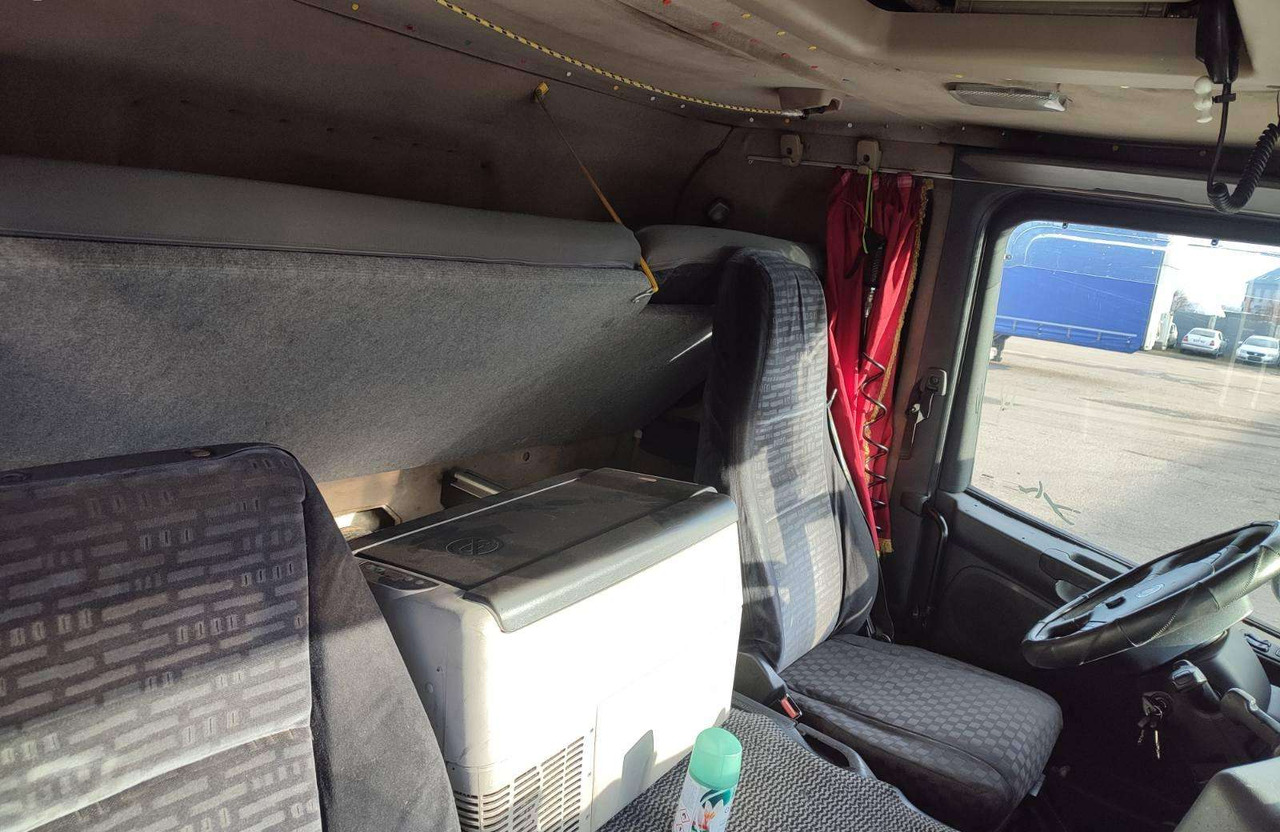 Φορτηγό αυτοκινητάμαξα Scania P 380 LB: φωτογραφία 11