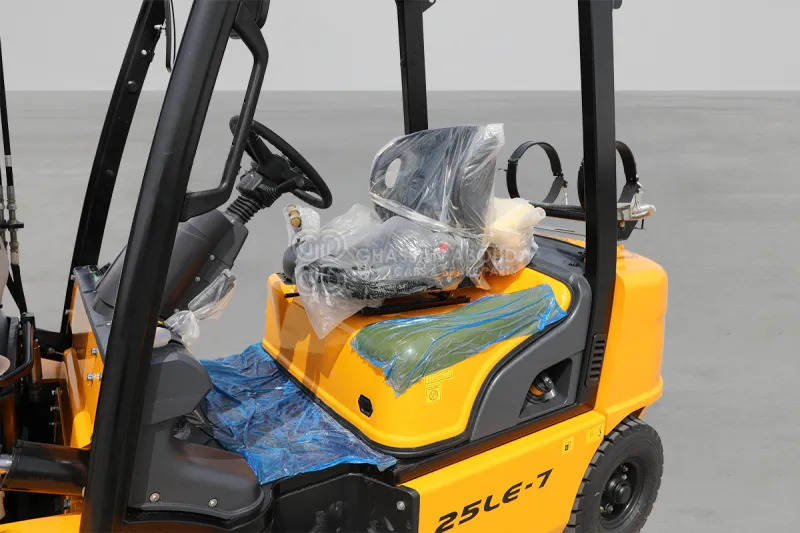 Hyundai Forklift 30LE-7 3 TONS LPG 3 STAGE - Υγραεριοκίνητο περονοφόρο: φωτογραφία 3 Hyundai Forklift 30LE-7 3 TONS LPG 3 STAGE - Υγραεριοκίνητο περονοφόρο: φωτογραφία 3