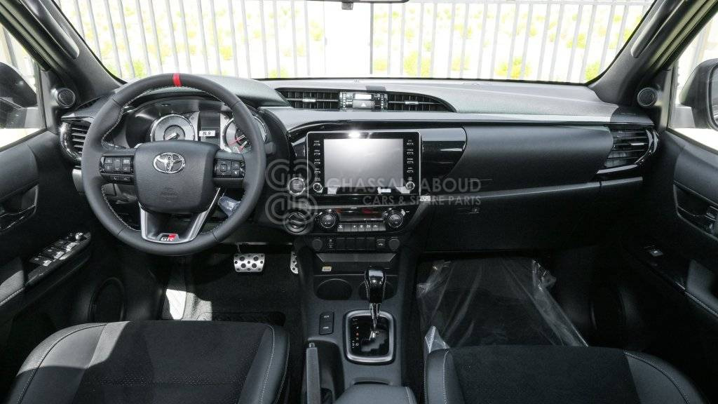 TOYOTA HILUX DC 2.8L DIESEL 4X4 GR-S A/T MY24 - Ημιφορτηγό: φωτογραφία 5 TOYOTA HILUX DC 2.8L DIESEL 4X4 GR-S A/T MY24 - Ημιφορτηγό: φωτογραφία 5