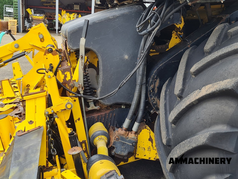 Ενσιρωτική μηχανή για τη μεταφορά τροφίμων New Holland FR9060 including Kemper 375 Plus: φωτογραφία 11 Ενσιρωτική μηχανή για τη μεταφορά τροφίμων New Holland FR9060 including Kemper 375 Plus: φωτογραφία 11