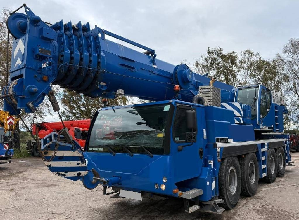 Liebherr LTM 1090-4.1 - Γερανός παντός εδάφους: φωτογραφία 1 Liebherr LTM 1090-4.1 - Γερανός παντός εδάφους: φωτογραφία 1