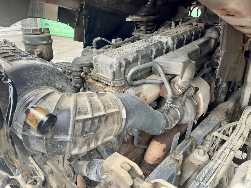 DAF CF 85.430 MANUAL ! TOP Condition ! - Τράκτορας: φωτογραφία 4 DAF CF 85.430 MANUAL ! TOP Condition ! - Τράκτορας: φωτογραφία 4