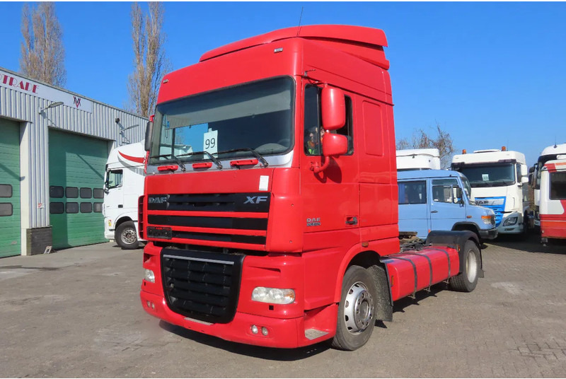 DAF XF 105.460 2 beds, 2 tanks - Τράκτορας: φωτογραφία 2 DAF XF 105.460 2 beds, 2 tanks - Τράκτορας: φωτογραφία 2