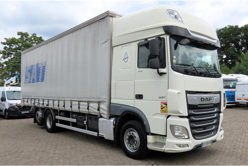 DAF XF 530 6x2 Frigo, lift roof, moving axel, P-cooling, etc - Φορτηγό μουσαμάς: φωτογραφία 1 DAF XF 530 6x2 Frigo, lift roof, moving axel, P-cooling, etc - Φορτηγό μουσαμάς: φωτογραφία 1