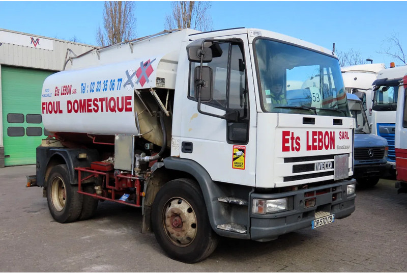 Iveco Eurocargo FUEL (DIESEL/PETROL) 8000 LITERS, COMP: 3500L,1000L, 3500L - Φορτηγό βυτιοφόρο, Φορτηγό με γερανό: φωτογραφία 1 Iveco Eurocargo FUEL (DIESEL/PETROL) 8000 LITERS, COMP: 3500L,1000L, 3500L - Φορτηγό βυτιοφόρο, Φορτηγό με γερανό: φωτογραφία 1
