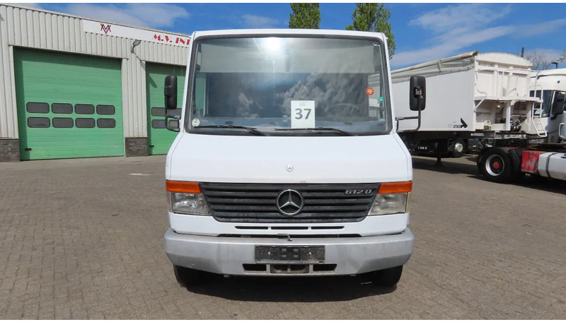 Mercedes-Benz Vario 612 D - Βαν: φωτογραφία 4 Mercedes-Benz Vario 612 D - Βαν: φωτογραφία 4