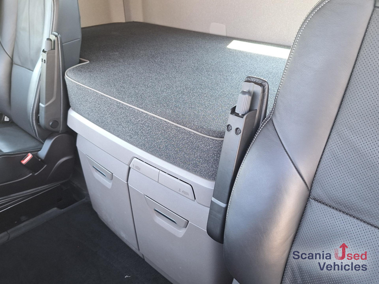 SCANIA S 560 A4x2LA Nur 6500 KM !!! - Τράκτορας: φωτογραφία 5 SCANIA S 560 A4x2LA Nur 6500 KM !!! - Τράκτορας: φωτογραφία 5