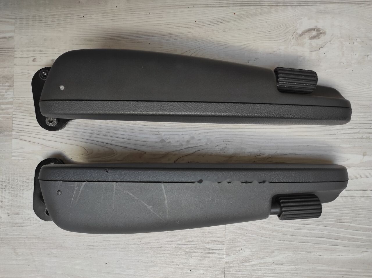 LEFT + RIGHT ARMRESTS Scania truck - Kάθισμα για Φορτηγό: φωτογραφία 4 LEFT + RIGHT ARMRESTS Scania truck - Kάθισμα για Φορτηγό: φωτογραφία 4