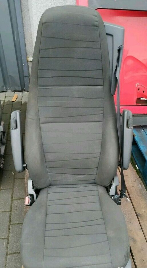 Scania PNEUMATIC , AIR , "PILOT " WITH LEFT ARMREST - Kάθισμα για Φορτηγό: φωτογραφία 1 Scania PNEUMATIC , AIR , "PILOT " WITH LEFT ARMREST - Kάθισμα για Φορτηγό: φωτογραφία 1