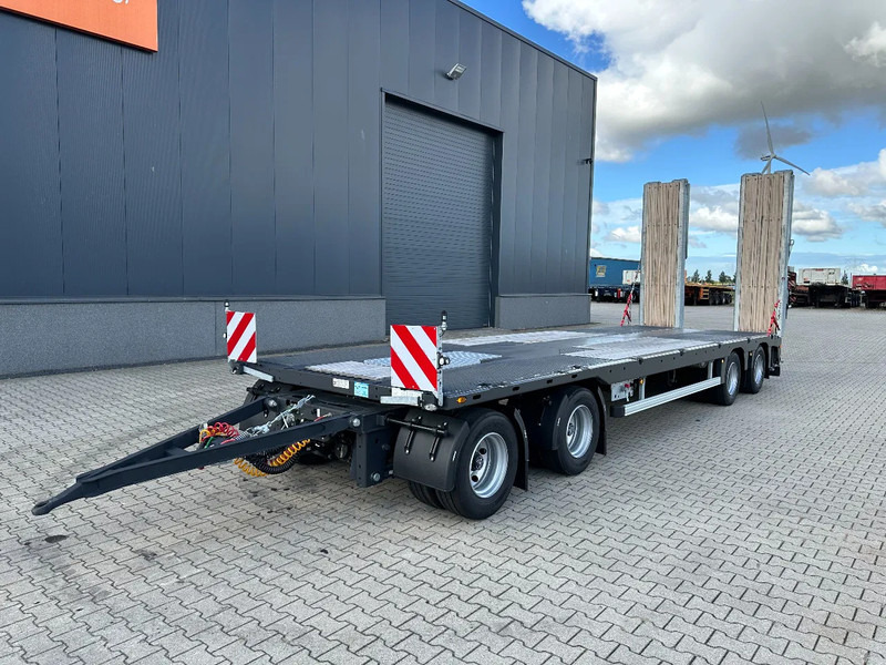 Faymonville MAX600-S-4-8.90-U, 4 axles (2 + 2), hydraulic ramps, loading-floor 8.90cm, NEW!! - Ρυμούλκα αυτοκινητάμαξα: φωτογραφία 1 Faymonville MAX600-S-4-8.90-U, 4 axles (2 + 2), hydraulic ramps, loading-floor 8.90cm, NEW!! - Ρυμούλκα αυτοκινητάμαξα: φωτογραφία 1