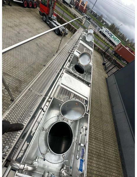 Επικαθήμενο βυτίο για τη μεταφορά τροφίμων Feldbinder LEVENSMIDDELEN / FOOD / LEBENSMITTEL / 33.500L / 3-COMP / POMP / NL-trailer / APK: 12-2026, 10x beschikbaar: φωτογραφία 15