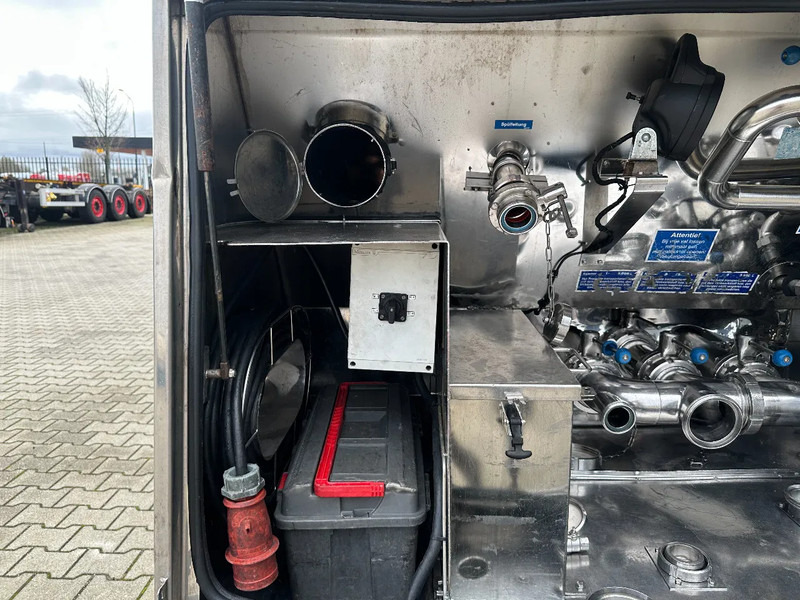 Επικαθήμενο βυτίο για τη μεταφορά τροφίμων Feldbinder LEVENSMIDDELEN / FOOD / LEBENSMITTEL / 33.500L / 3-COMP / POMP / NL-trailer / APK: 12-2026, 10x beschikbaar: φωτογραφία 12