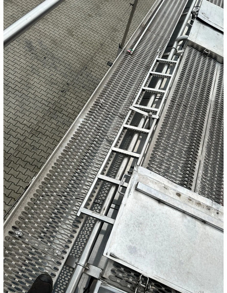 Επικαθήμενο βυτίο για τη μεταφορά τροφίμων Feldbinder LEVENSMIDDELEN / FOOD / LEBENSMITTEL / 33.500L / 3-COMP / POMP / NL-trailer / APK: 12-2026, 10x beschikbaar: φωτογραφία 16