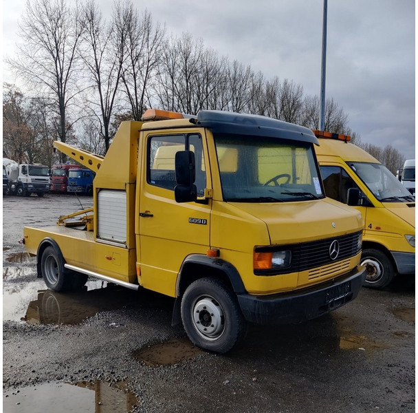 Mercedes-Benz 609 - Φορτηγό αυτοκινητάμαξα: φωτογραφία 3 Mercedes-Benz 609 - Φορτηγό αυτοκινητάμαξα: φωτογραφία 3