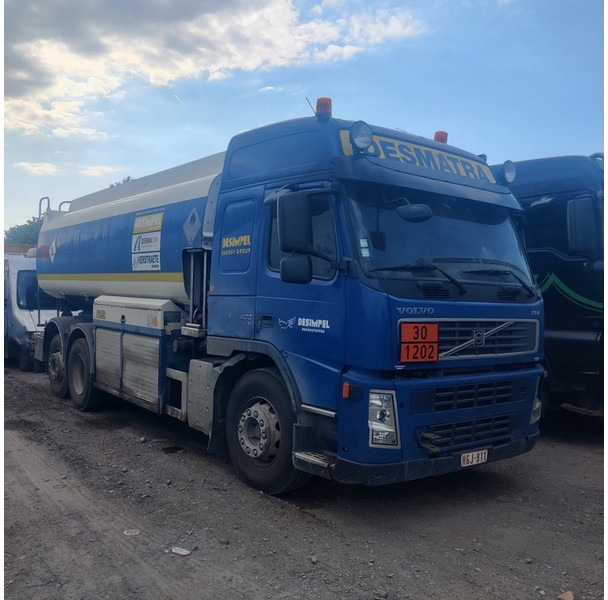 Volvo FM-400 - Φορτηγό βυτιοφόρο: φωτογραφία 3 Volvo FM-400 - Φορτηγό βυτιοφόρο: φωτογραφία 3