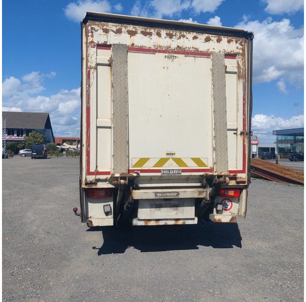 Volvo fm-330 - Φορτηγό κόφα: φωτογραφία 5 Volvo fm-330 - Φορτηγό κόφα: φωτογραφία 5