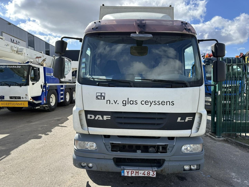 DAF LF 55.250 12T - GLASTRANSPORT / GLASRESTEEL - AIR SUSPENSION - EURO 4 - BELGIAN REGISTRATION - Φορτηγό: φωτογραφία 2 DAF LF 55.250 12T - GLASTRANSPORT / GLASRESTEEL - AIR SUSPENSION - EURO 4 - BELGIAN REGISTRATION - Φορτηγό: φωτογραφία 2