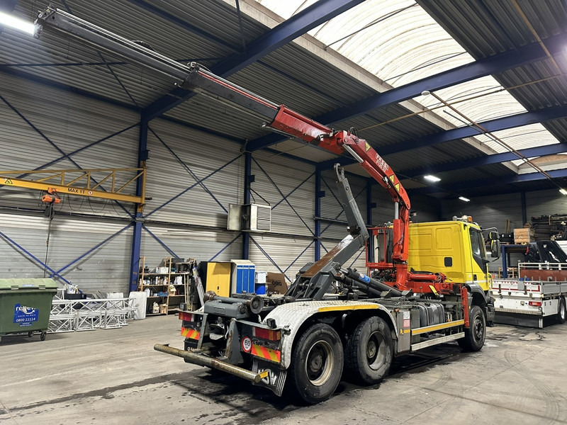 Iveco TRAKKER 350 6x4 HOOKLIFT + CRANE FASSI F120.22 (5/6 F) - *342.000km* - STEEL SPRING / BIG AXLES - AS TRONIC AUTOMATIC GEARBOX - Φορτηγό φόρτωσης γάντζου, Φορτηγό με γερανό: φωτογραφία 5 Iveco TRAKKER 350 6x4 HOOKLIFT + CRANE FASSI F120.22 (5/6 F) - *342.000km* - STEEL SPRING / BIG AXLES - AS TRONIC AUTOMATIC GEARBOX - Φορτηγό φόρτωσης γάντζου, Φορτηγό με γερανό: φωτογραφία 5