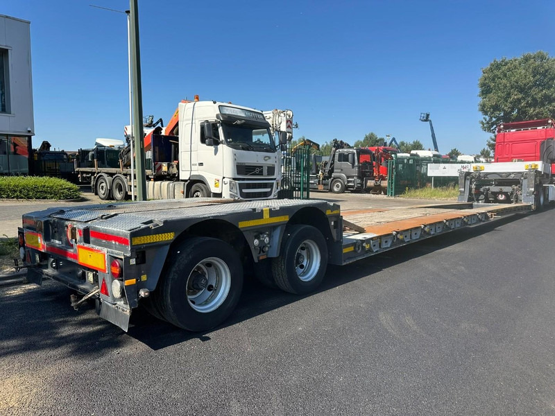 Kässbohrer LB2 48T - LOWBED - TIEFBETT / REMOVABLE NECK - ABNEHMBARE SCHWANENHALS - HYDR STEERING AXLES / LENKACHSEN - BPW - Επικαθήμενο με χαμηλό δάπεδο: φωτογραφία 2 Kässbohrer LB2 48T - LOWBED - TIEFBETT / REMOVABLE NECK - ABNEHMBARE SCHWANENHALS - HYDR STEERING AXLES / LENKACHSEN - BPW - Επικαθήμενο με χαμηλό δάπεδο: φωτογραφία 2