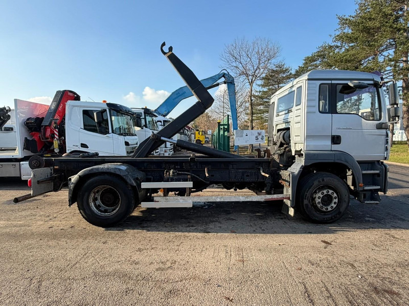 MAN TGA 18.350 4x2 19T HOOKLIFT / ABROLLKIPPER / GANCHO / AMPLIROL - EURO 3 - AS TRONIC AUTOMATIC - Φορτηγό φόρτωσης γάντζου: φωτογραφία 4 MAN TGA 18.350 4x2 19T HOOKLIFT / ABROLLKIPPER / GANCHO / AMPLIROL - EURO 3 - AS TRONIC AUTOMATIC - Φορτηγό φόρτωσης γάντζου: φωτογραφία 4