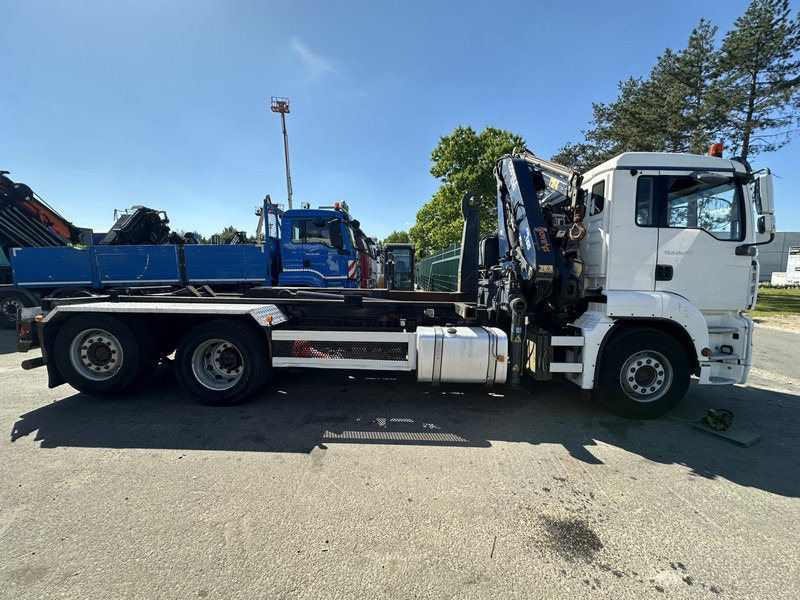 MAN TGA 26.310 6X2 HOOKLIFT + CRANE COPMA 160.4 + JIB J2 + WINCH - RADIO - LIFT + STEERING AXLE - EURO 3 - BE - Φορτηγό φόρτωσης γάντζου, Φορτηγό με γερανό: φωτογραφία 4 MAN TGA 26.310 6X2 HOOKLIFT + CRANE COPMA 160.4 + JIB J2 + WINCH - RADIO - LIFT + STEERING AXLE - EURO 3 - BE - Φορτηγό φόρτωσης γάντζου, Φορτηγό με γερανό: φωτογραφία 4