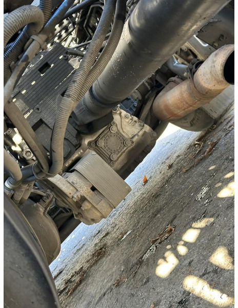 Τράκτορας Renault PREMIUM 460 DXI + RETARDER - 642.000km - SPOILERS - 2 DIESELTANKS - A/C - GOOD CONDITION: φωτογραφία 6 Τράκτορας Renault PREMIUM 460 DXI + RETARDER - 642.000km - SPOILERS - 2 DIESELTANKS - A/C - GOOD CONDITION: φωτογραφία 6