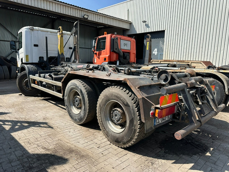Scania 114C-340 6x4 HOOKLIFT 20T GANCHO - SPRING / BALLESTAS - MANUAL - EURO 3 - FR TRUCK - Φορτηγό φόρτωσης γάντζου: φωτογραφία 3 Scania 114C-340 6x4 HOOKLIFT 20T GANCHO - SPRING / BALLESTAS - MANUAL - EURO 3 - FR TRUCK - Φορτηγό φόρτωσης γάντζου: φωτογραφία 3