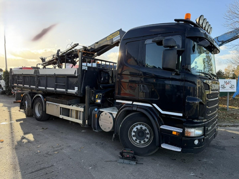 Scania G420 6x2 TIPPER + CRANE PALFINGER PK22002 C (4x) + GRABBER - LIFT + STEERING AXLE - DAMAGED CRANE - Φορτηγό ανατρεπόμενο, Φορτηγό με γερανό: φωτογραφία 1 Scania G420 6x2 TIPPER + CRANE PALFINGER PK22002 C (4x) + GRABBER - LIFT + STEERING AXLE - DAMAGED CRANE - Φορτηγό ανατρεπόμενο, Φορτηγό με γερανό: φωτογραφία 1