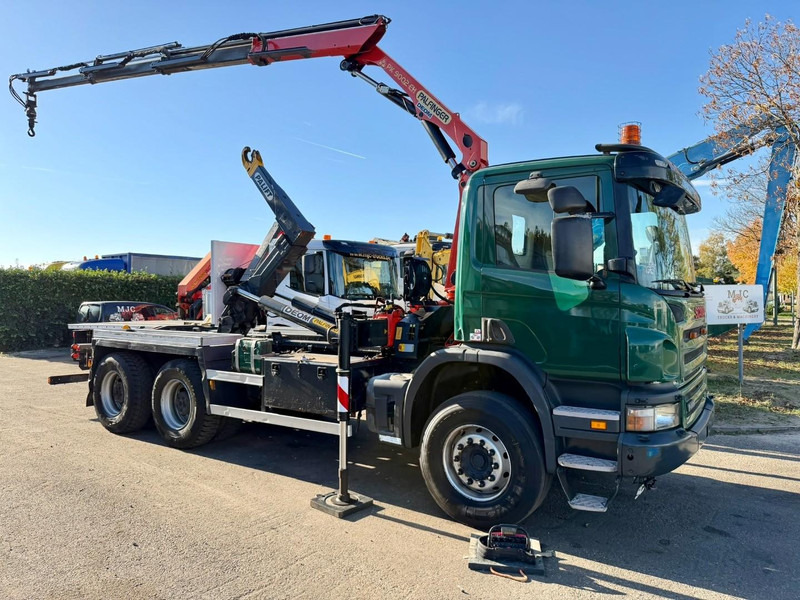 Scania P400 6x4 HOOKLIFT + CRANE PALFINGER PK9001 EH - RETARDER - 5/6F + ROTATOR + RADIO - WB 3m90 - EURO 5 - HUB REDUCTION / SPRING - BE TRUCK - Φορτηγό φόρτωσης γάντζου, Φορτηγό με γερανό: φωτογραφία 1 Scania P400 6x4 HOOKLIFT + CRANE PALFINGER PK9001 EH - RETARDER - 5/6F + ROTATOR + RADIO - WB 3m90 - EURO 5 - HUB REDUCTION / SPRING - BE TRUCK - Φορτηγό φόρτωσης γάντζου, Φορτηγό με γερανό: φωτογραφία 1