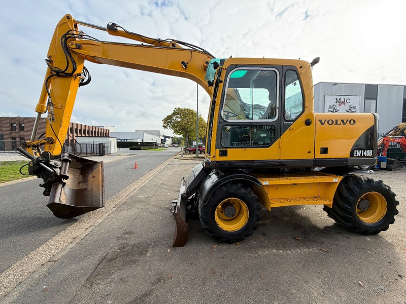 Volvo EW 140 B *FULL HYDR* - BLADE - 10.485h - TILT BUCKET - CE - NL MACHINE - GOOD CONDITION - Τροχοφόρος εκσκαφέας: φωτογραφία 5 Volvo EW 140 B *FULL HYDR* - BLADE - 10.485h - TILT BUCKET - CE - NL MACHINE - GOOD CONDITION - Τροχοφόρος εκσκαφέας: φωτογραφία 5