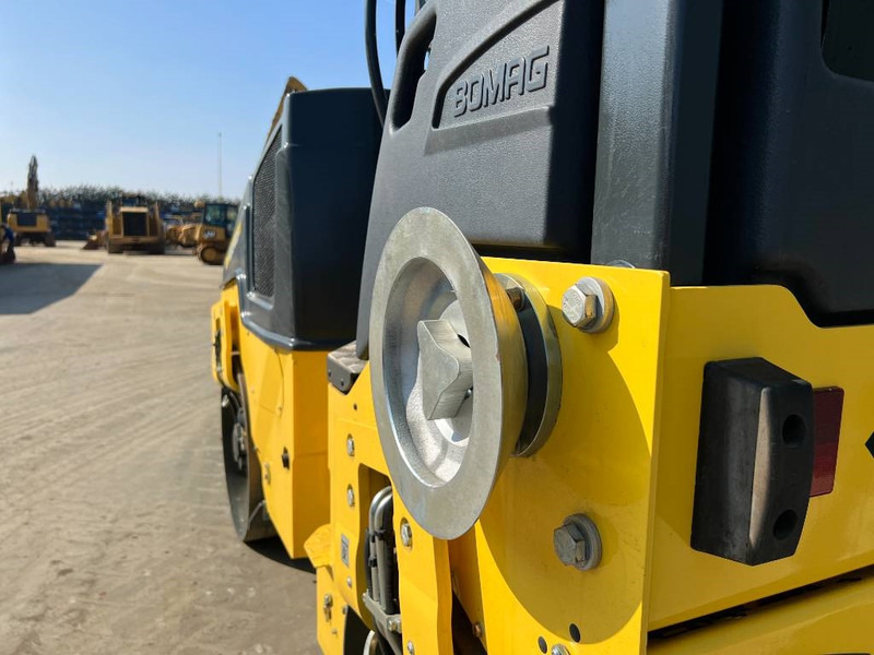 Bomag BW100 AD-5 - Οδοστρωτήρας: φωτογραφία 4 Bomag BW100 AD-5 - Οδοστρωτήρας: φωτογραφία 4