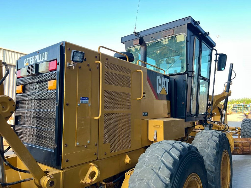 Cat 140K - Γκρέιντερ: φωτογραφία 5 Cat 140K - Γκρέιντερ: φωτογραφία 5